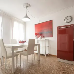 Santa Maria Formosa Terrace R&r Apartment Venice