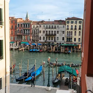 Rialto Deluxe Grand Canal View R&r Apartment Venice