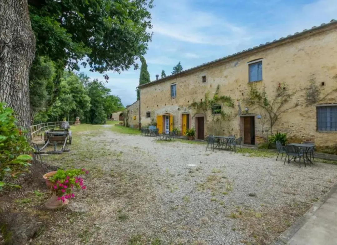 Agriturismo La Moraia Poggibonsi 0*,  Italy
